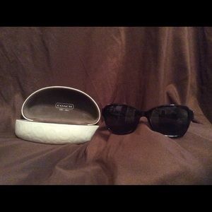 COACH Sunglasses  Dark Tortoise